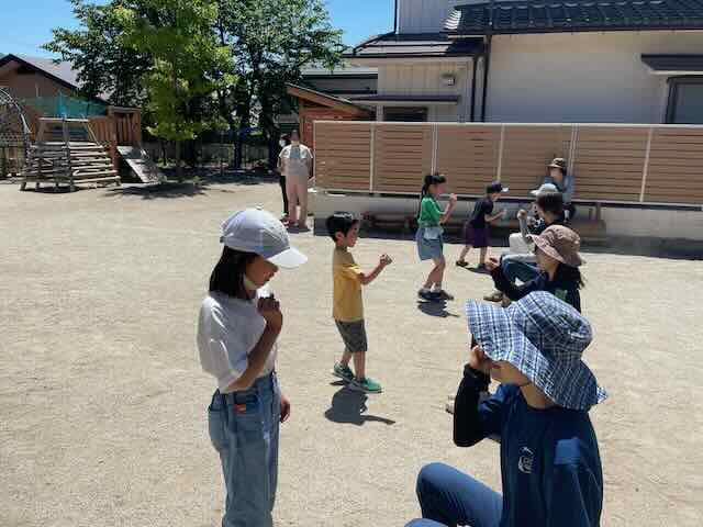 じゃんけん殿様！先生と勝負、ジャン・ケン・ポン！