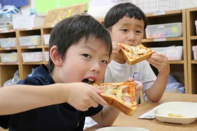 ピザトースト！美味しい〜♪