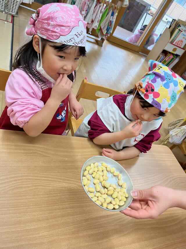 味噌作り！茹でた大豆はどんな味だろう？